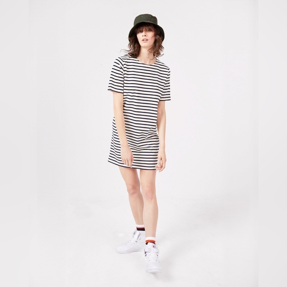 KULE The Tee Dress - Size XS - Navy and White